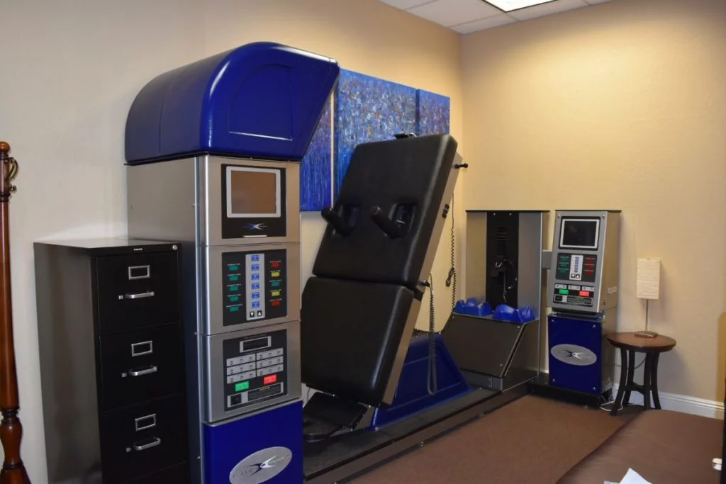 chiropractor room